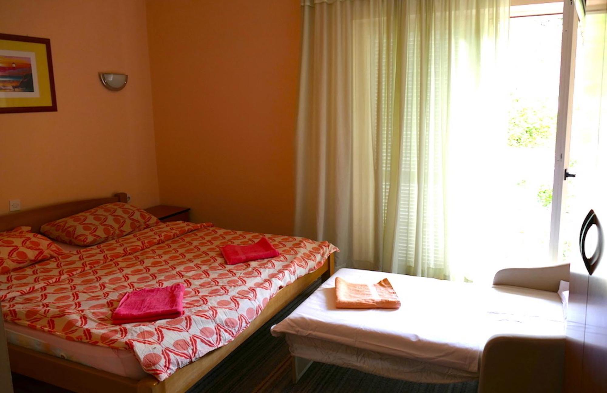 B&B Garni Stefi! Supetarska Draga Oda fotoğraf